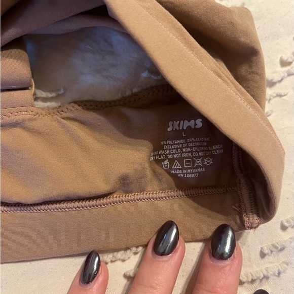 Skims bra - Picture 2 of 2